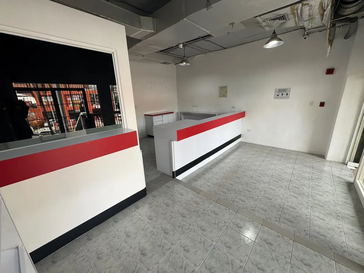 Local Comercial – oficina en la principal de los Ruices-3