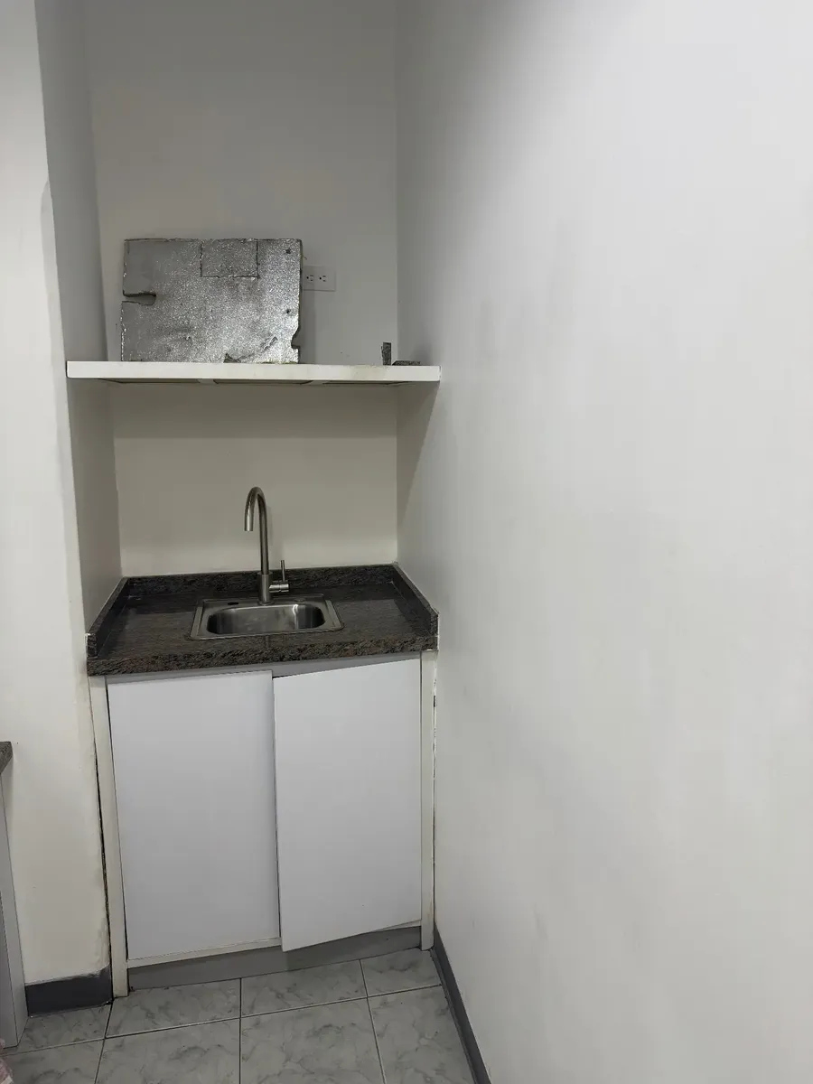 Local Comercial – oficina en la principal de los Ruices-8