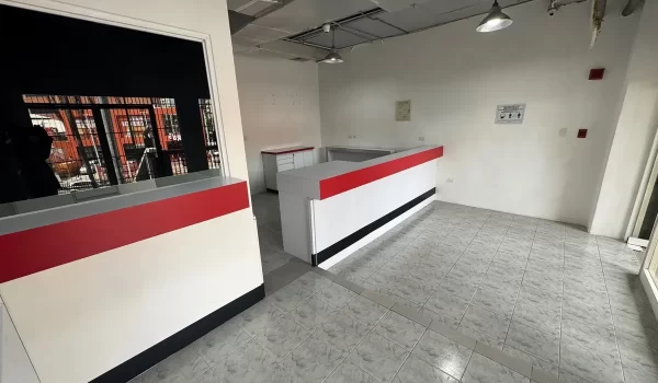 Local Comercial - oficina en la principal de los Ruices-3